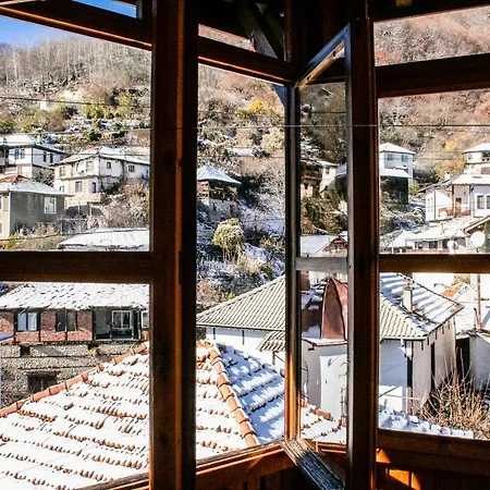 빌라 Traditional With Amazing Mountain View *