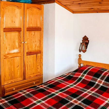 Traditional With Amazing Mountain View *